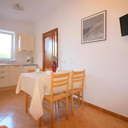 Apartamento Iko 2 In Mit Terrasse