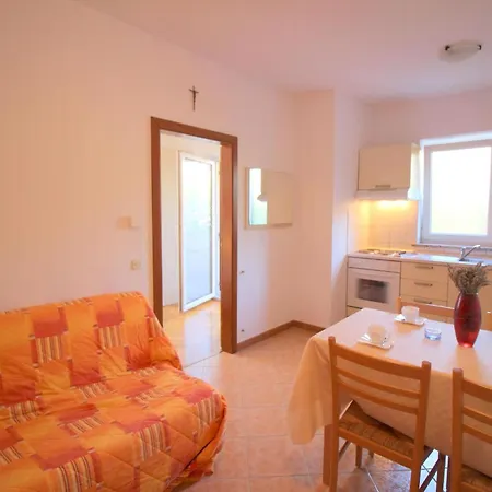 Iko 2 In Mit Terrasse Apartamento Poreč